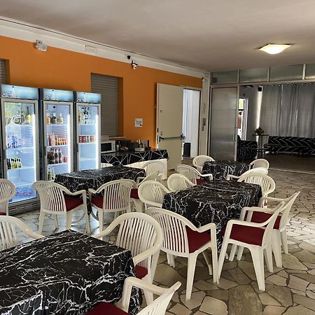 Hotel Wega Μπελάρια-Ιτζέα Μαρίνα Εξωτερικό φωτογραφία